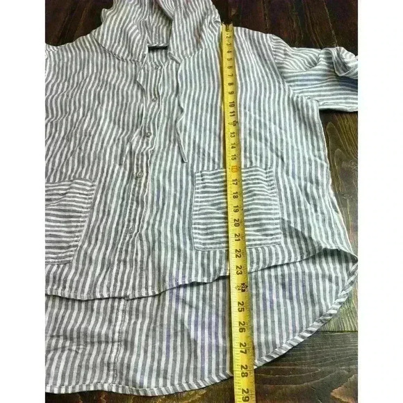 Tahari Linen Striped Hooded Button Front Top Large Roll Tab Sleeves Blue White - Picture 3 of 8